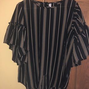 New Jules and James black top, size large.